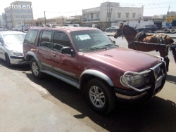 4X4 FORD EXPLORER