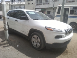 4x4 Jeep Cherokee venant