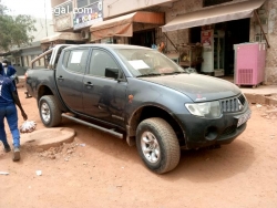 4X4 MITSUBISHI L200 DOUBLE CABINE