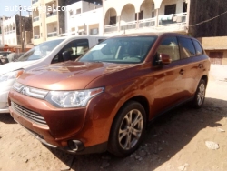 4X4 MITSUBISHI OUTLANDER VENANT