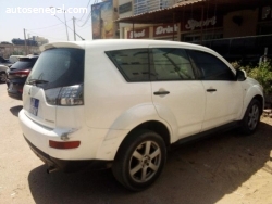 4X4 MITSUBISHI OUTLANDER