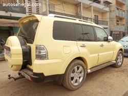 4x4 Mitsubishi Pajero 7 Places
