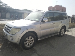 4X4 MITSUBISHI PAJERO 7PLACES