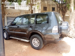 4X4  MITSUBISHI PAJERO