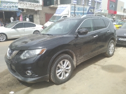 4X4 NISSAN ROGUE VENANT