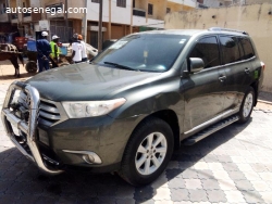 4X4 TOYOTA HIGHLANDER