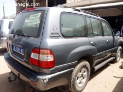 4X4 TOYOTA LAND CRUISER 7PLACES