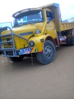 CAMION