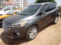 FORD ESCAPE TITANIUM VENANT