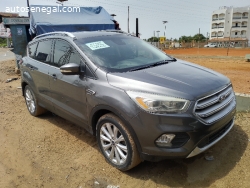 FORD ESCAPE TITANIUM