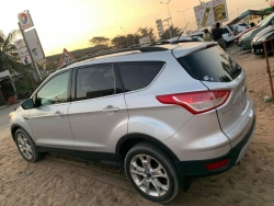 FORD ESCAPE VENANT