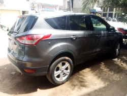 FORD ESCAPE VENANT