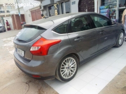 FORD FOCUS TITANIUM