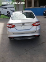 FORD FUSION SE VENANT