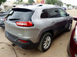 JEEP CHEROKEE VENNANT