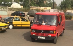 Mercedes Benz Bus