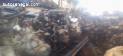 MOTEUR ET PIÈCES D AUTO PEUGEOT
