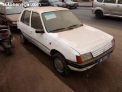 PEUGEOT 205