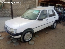 PEUGEOT 205