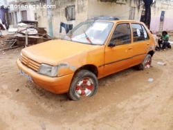 PEUGEOT 205