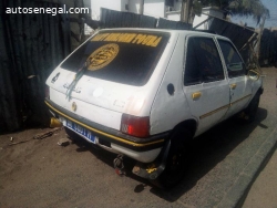 PEUGEOT 205