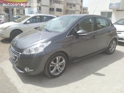 Peugeot 208 venant