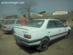 PEUGEOT 405