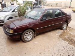 PEUGEOT 405