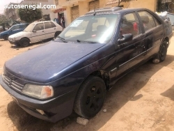 PEUGEOT 405