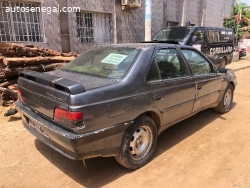 PEUGEOT 405