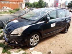 PEUGEOT 5008 7PLACES