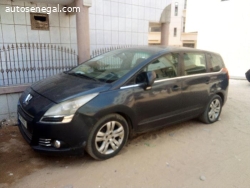 PEUGEOT 5008 7PLACES