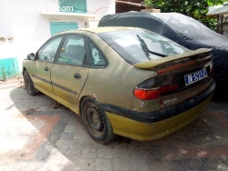 RENAULT LAGOUNA