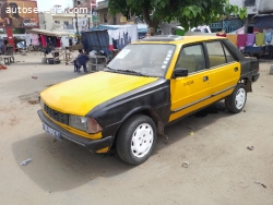 Taxi Peugeot 305