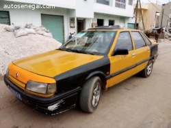 TAXI RENAULT 21