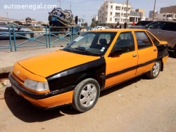 TAXI RENAULT 21