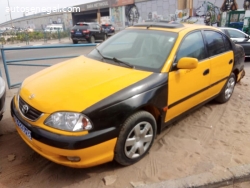 TAXI TOYOTA AVENSIS