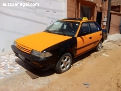 TAXI TOYOTA CARINA 2