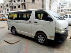 TOYOTA HIACE VENANT 15PLACES