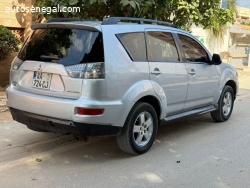 4X4 MITSUBISHI OUTLANDER