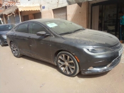 Chrysler 200