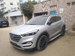 Hyundai Tucson venant