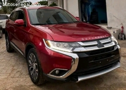 Mithsbshi Outlander,,7 places