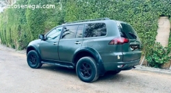 MITHSBSHI PAJERO 7 PLACES
