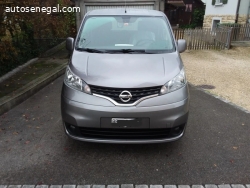 Nissan venant 7places sous Douane