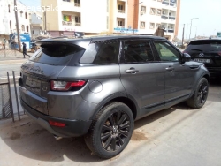 RANGE ROVER Évoqué