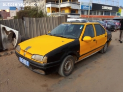 Taxi Renault 19